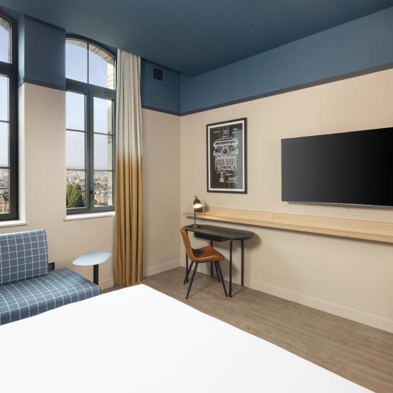 Hyatt Place Rouen - Chambre Lit King-Size Deluxe - Vue sur Cathédrale et Ville - 5