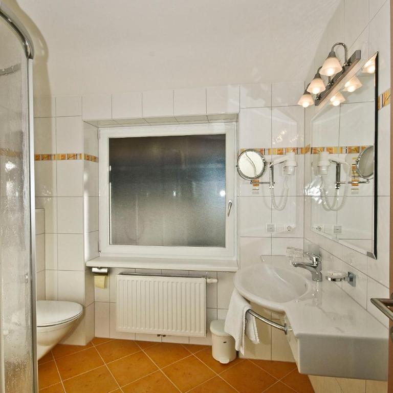 Appart & Hotel Garni Villa Knauer - Apartment mit 2 Schlafzimmern und Balkon - 6