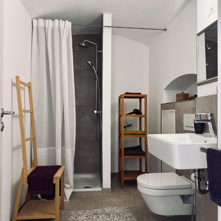 Cosy Castle Appartment Nürnberg - Charmanter Souterrain Altbau - Apartamento de 1 dormitorio - 25