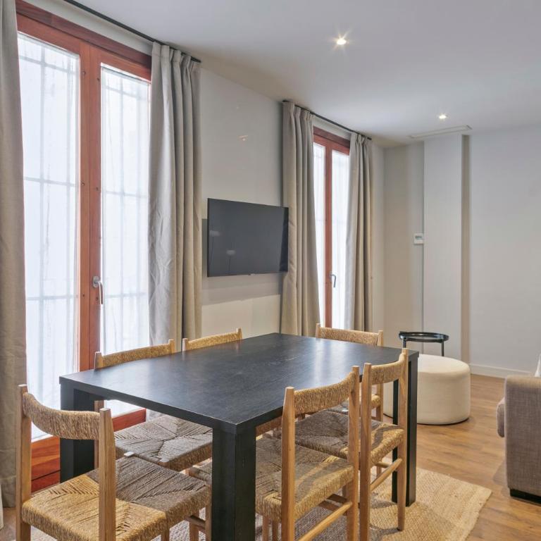 Uma Suites Barceloneta Beach - Two-Bedroom Apartment - 17