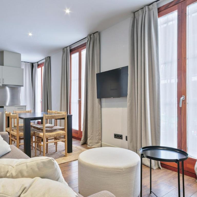 Uma Suites Barceloneta Beach - Two-Bedroom Apartment - 16