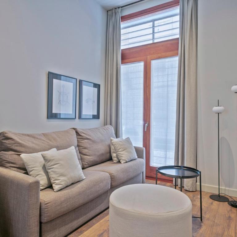 Uma Suites Barceloneta Beach - Superior Three-Bedroom Apartment - 6