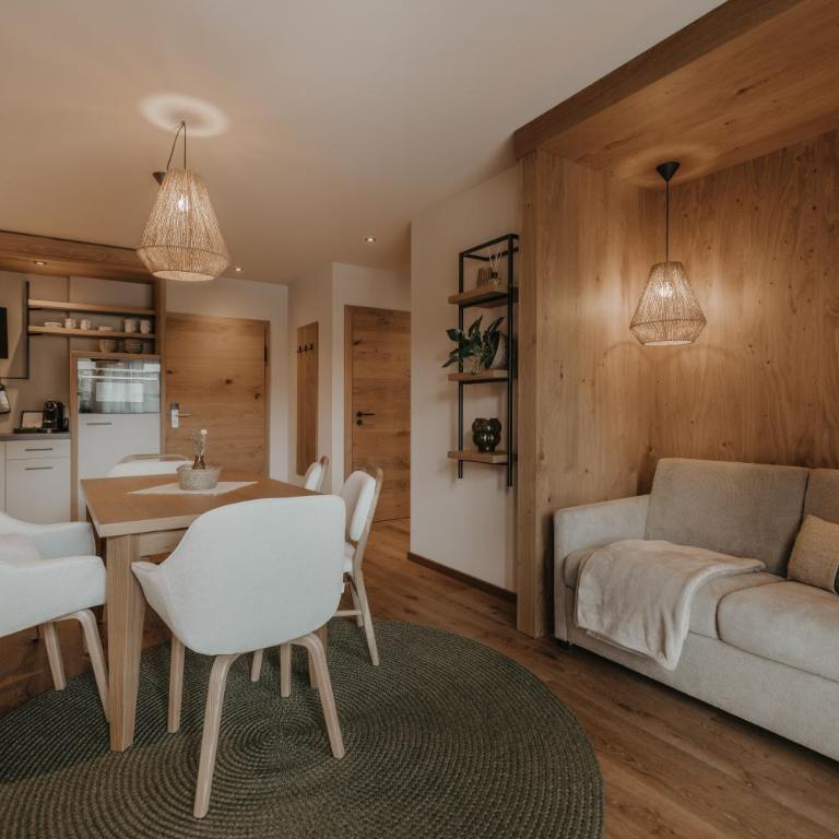 FRÄULEIN NANNERL - Boutique Apart mit Saunahaus - Three-Bedroom Standard Apartment - 5