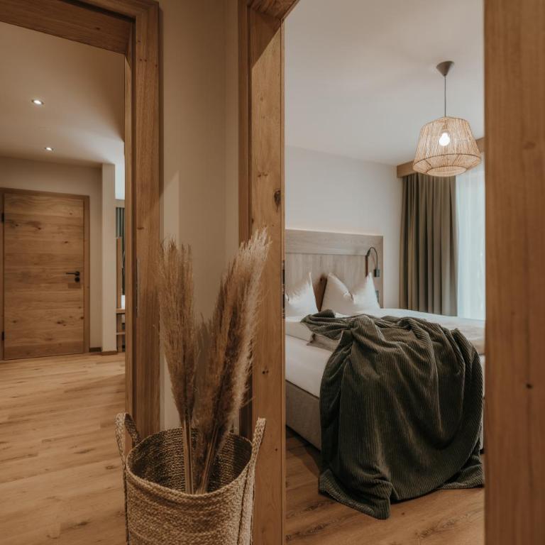 FRÄULEIN NANNERL - Boutique Apart mit Saunahaus - Three-Bedroom Standard Apartment - 8