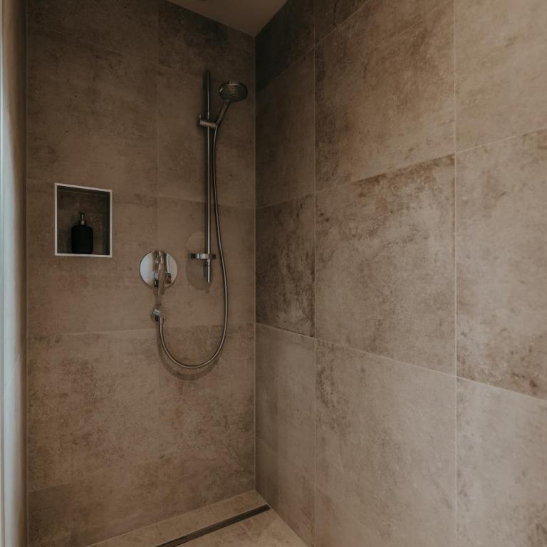 FRÄULEIN NANNERL - Boutique Apart mit Saunahaus - Three-Bedroom Standard Apartment - 1