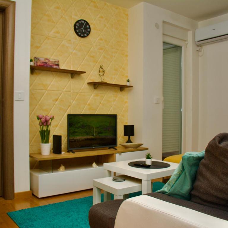 Sky - Apartman sa 1 Spavaćom Sobom - 1