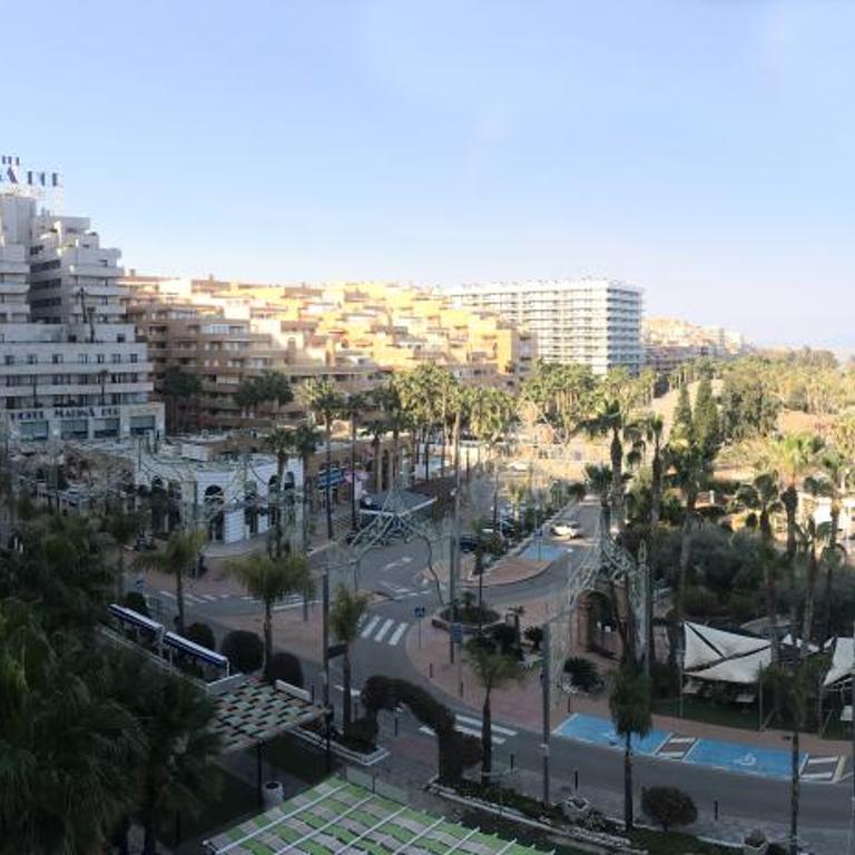 Precioso apartamento con vistas al mar - Two-Bedroom Apartment - 2