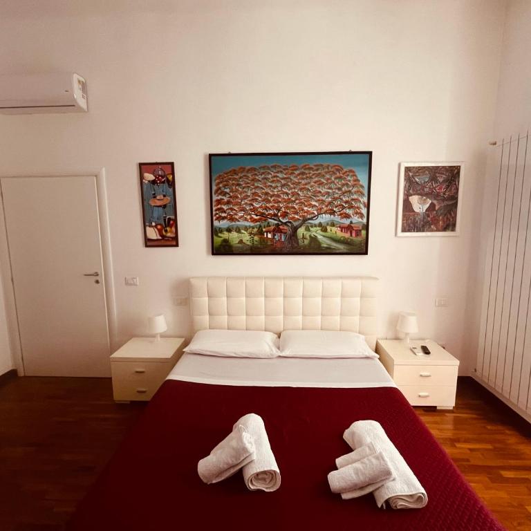 Casa Flora - Apartment with Balcony - 11