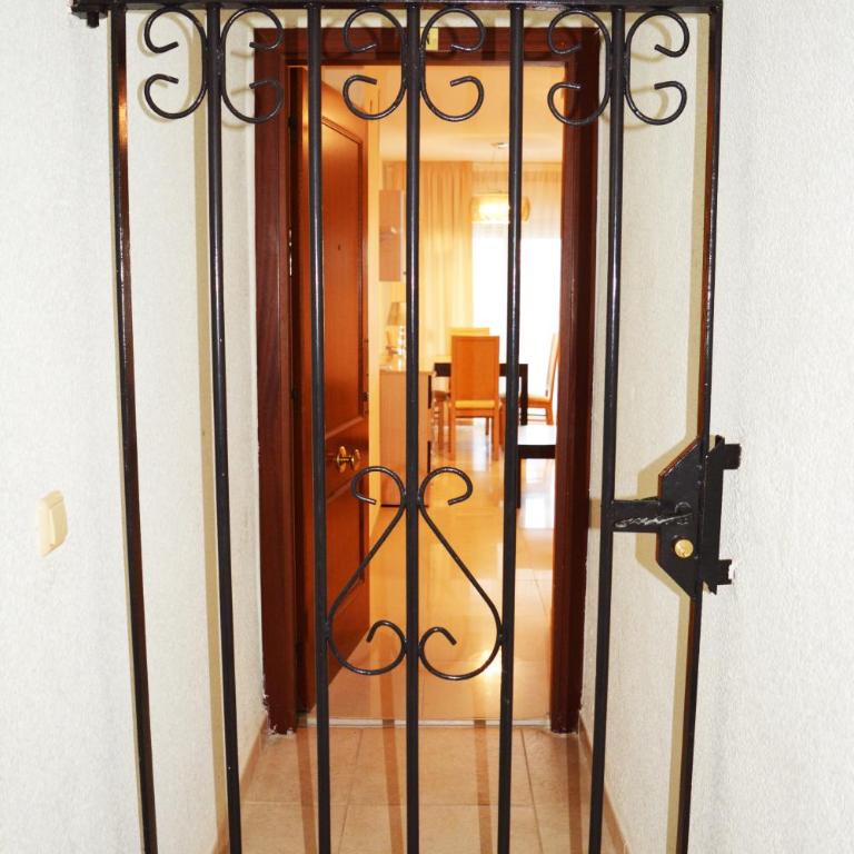 Precioso apartamento con vistas al mar - Two-Bedroom Apartment - 7