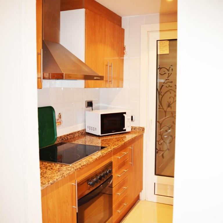 Precioso apartamento con vistas al mar - Two-Bedroom Apartment - 19