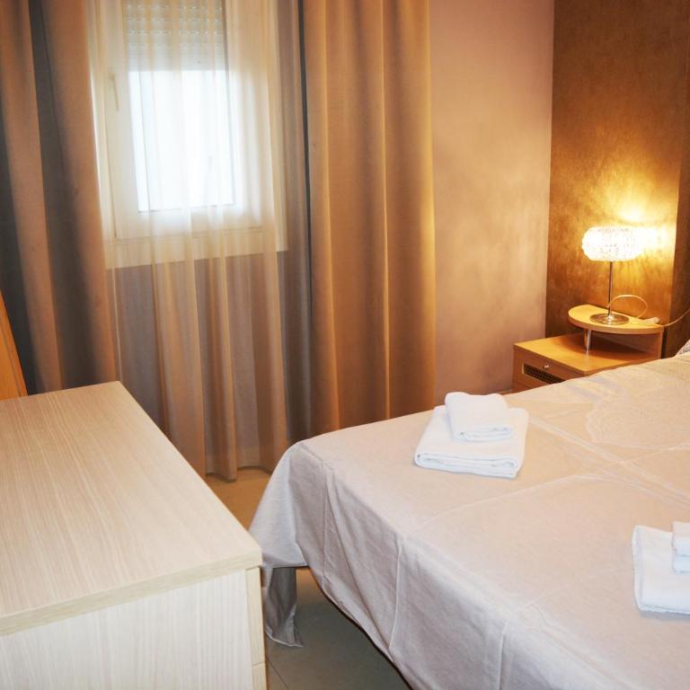 Precioso apartamento con vistas al mar - Two-Bedroom Apartment - 10