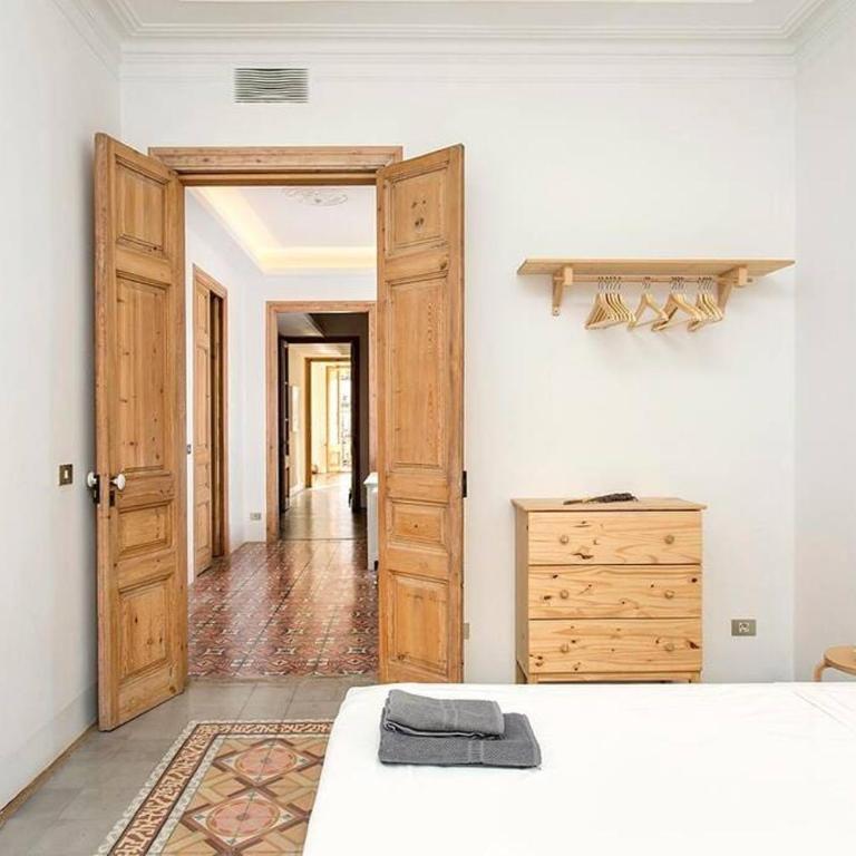 Canela Homes BARCELONA CONCEPCIÓ - Three-Bedroom Apartment - 13