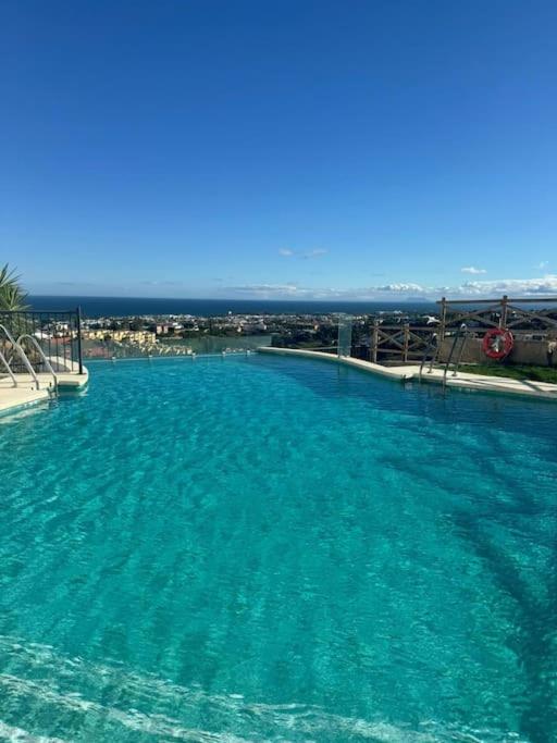 Lovely two bedroom apartment with panoramic sea views - Two-Bedroom Apartment - 38