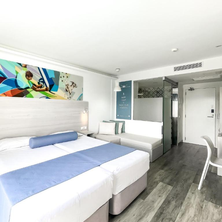Corralejo Surfing Colors Hotel&Apartments - Habitación Doble con vistas a la piscina - 14