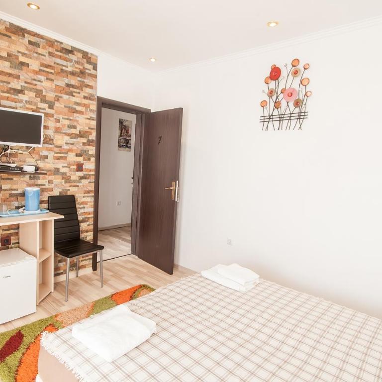 Rooms and Apartments Milana - Double Room - 7