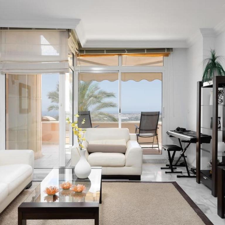 2 Bed apartment in Magna Marbella with sea views - Two-Bedroom Apartment - 14
