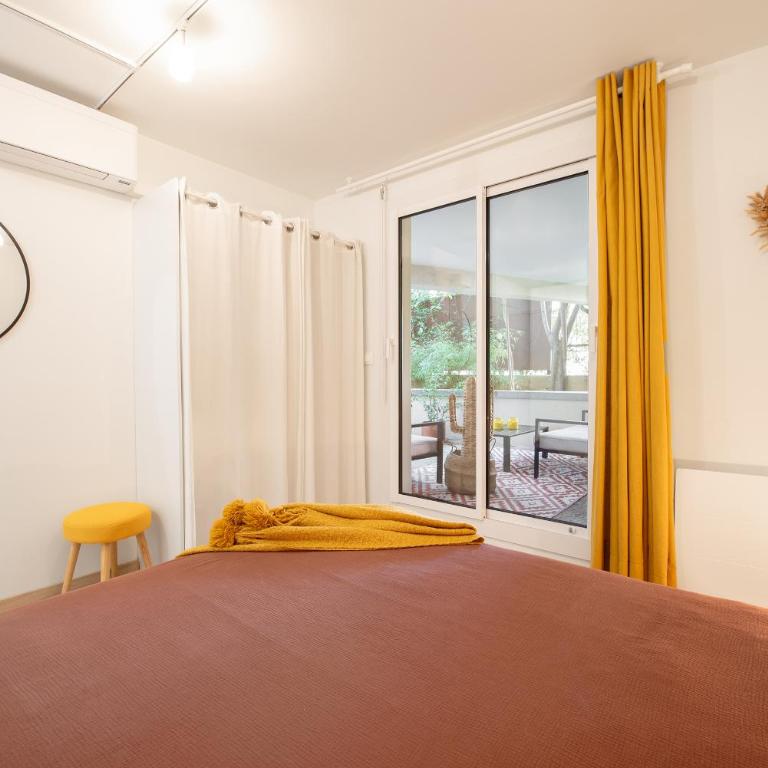 T2 Calme absolu - Coeur Toulouse - Saint Cyprien - climatisation - Terrasse arborée - One-Bedroom Apartment - 33