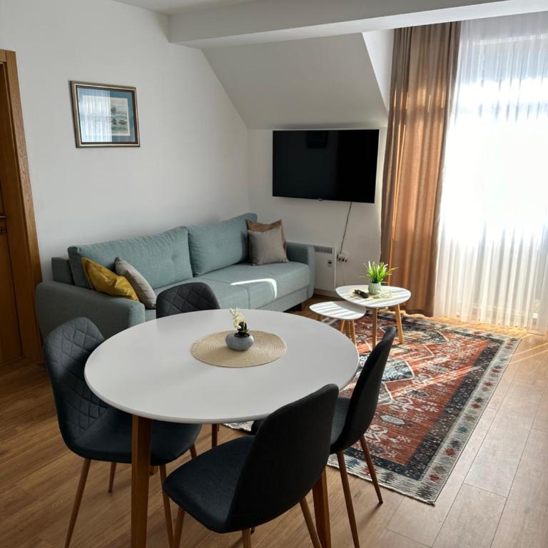 Sunčani breg resort & spa - Apartman - 17