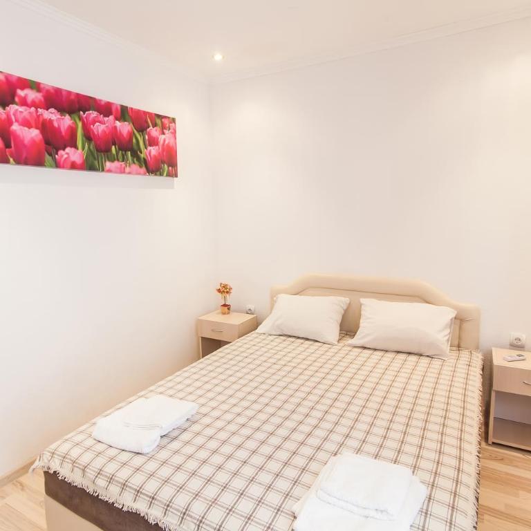 Rooms and Apartments Milana - Double Room - 17