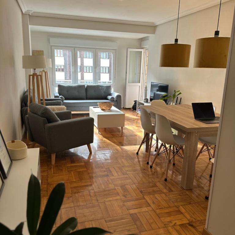 Piso grande reformado y céntrico - Apartment mit 3 Schlafzimmern - 1