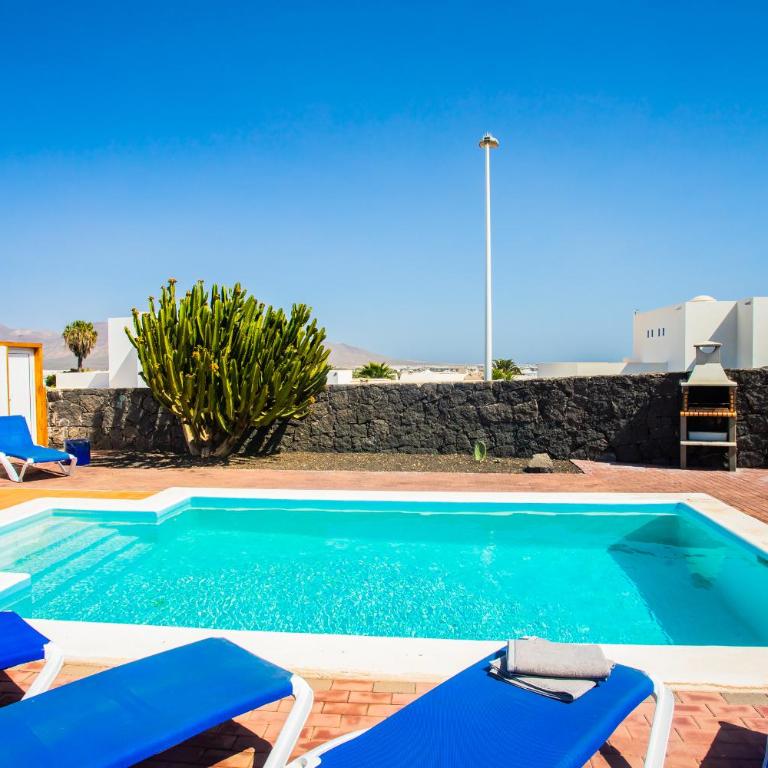 Villa Aleksandra Spacious for 8 guests, Heated Pool, Mountain Views - Casa de 4 dormitorios - 6