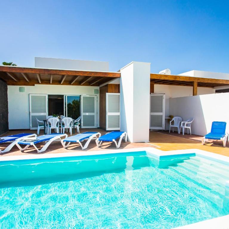 Villa Aleksandra Spacious for 8 guests, Heated Pool, Mountain Views - Casa de 4 dormitorios - 26