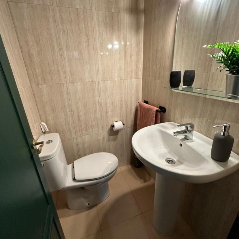 Piso grande reformado y céntrico - Apartment mit 3 Schlafzimmern - 8