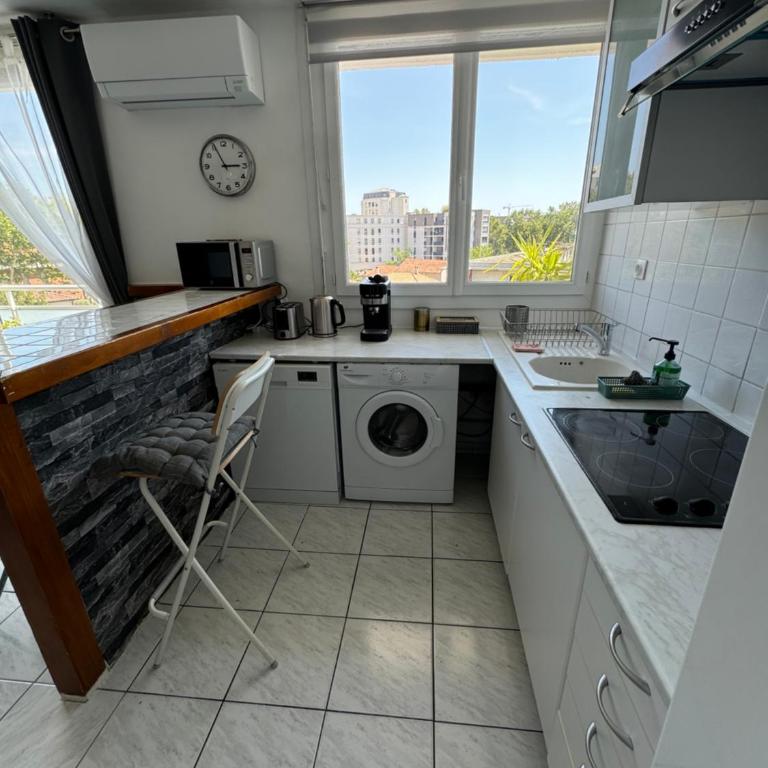 Appartement Port Marianne Montpellier - Apartamento de 2 dormitorios - 70