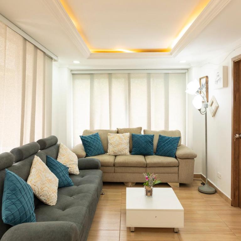 Vista Verde - Three-Bedroom Apartment - 2