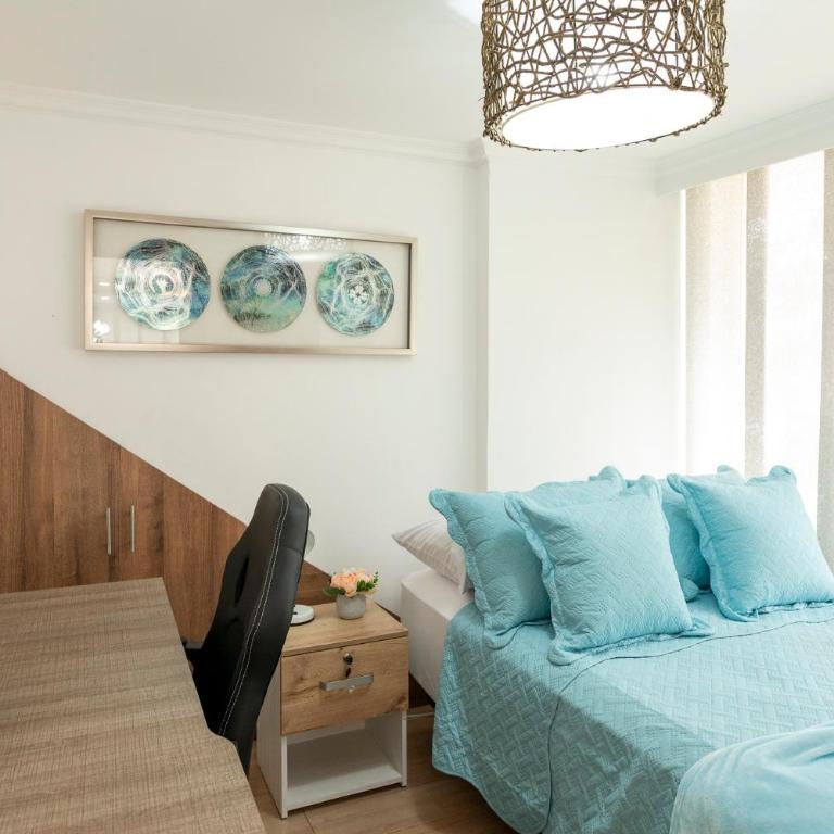 Vista Verde - Three-Bedroom Apartment - 3