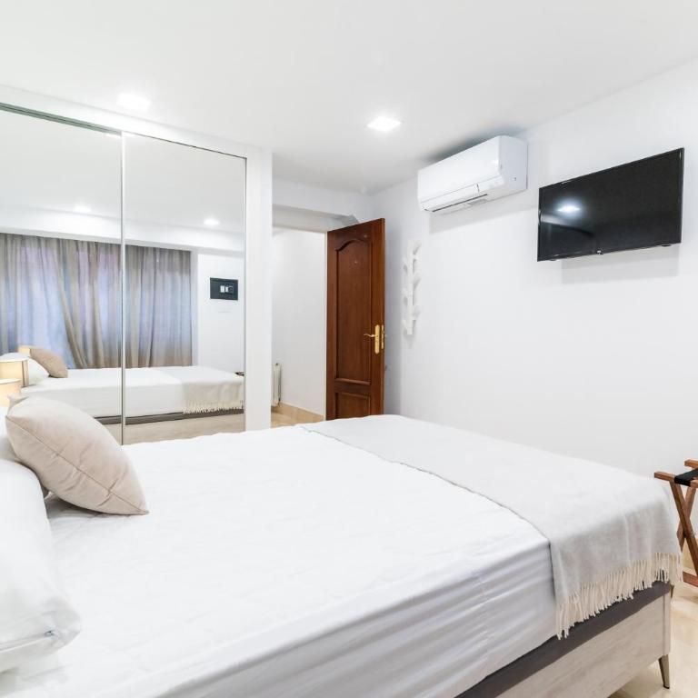Familiar y luminoso piso 145 m2 cerca P Congresos - Three-Bedroom Apartment - 27