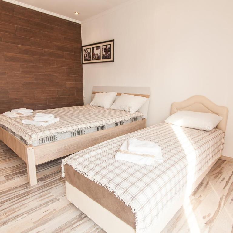 Rooms and Apartments Milana - Double Room - 26