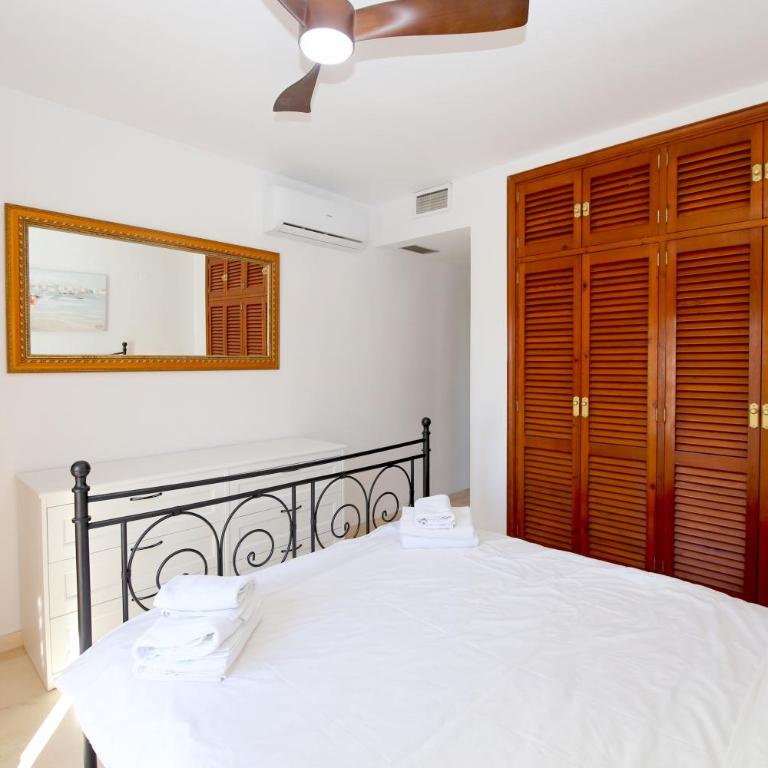 Estepona East Penthouse Apartment SYLVIA - Two-Bedroom Apartment - 8