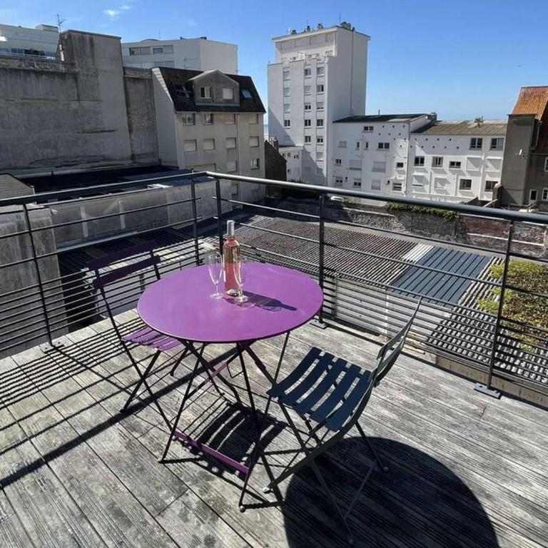 Appart T3 terrasse centre ville et plage - Appartement 2 Chambres - 23