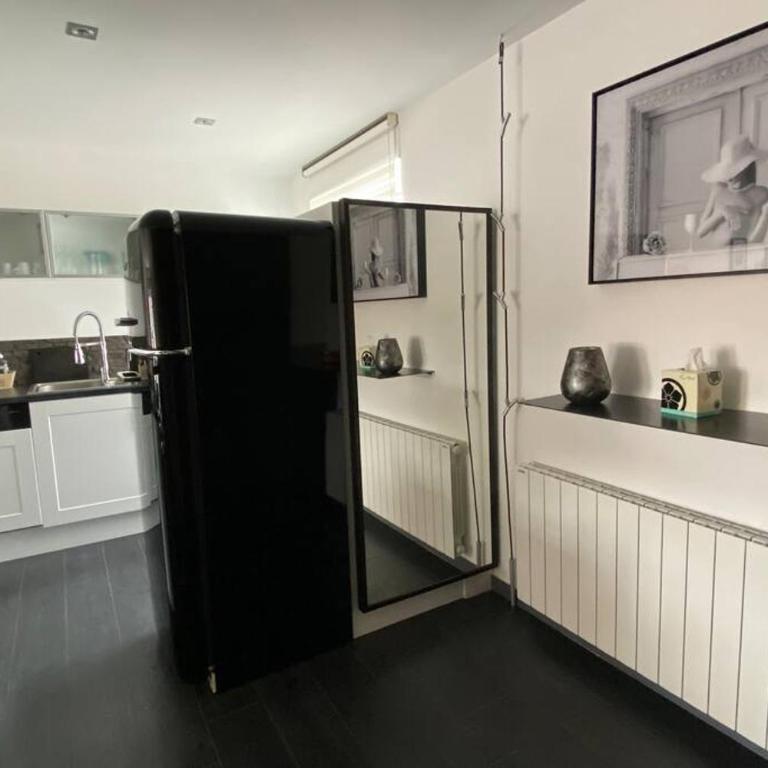 Appart T3 terrasse centre ville et plage - Appartement 2 Chambres - 9