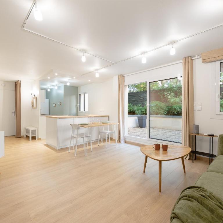 T2 Calme absolu - Coeur Toulouse - Saint Cyprien - climatisation - Terrasse arborée - One-Bedroom Apartment - 45