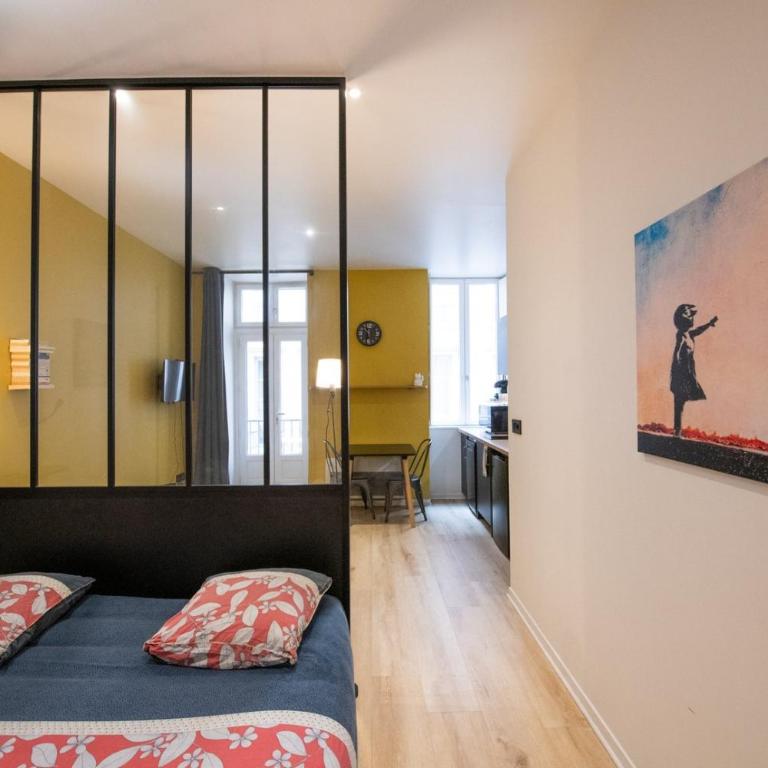 L'Opéra 10 - Beau studio avec balcon - Opéra - Appartement - 2
