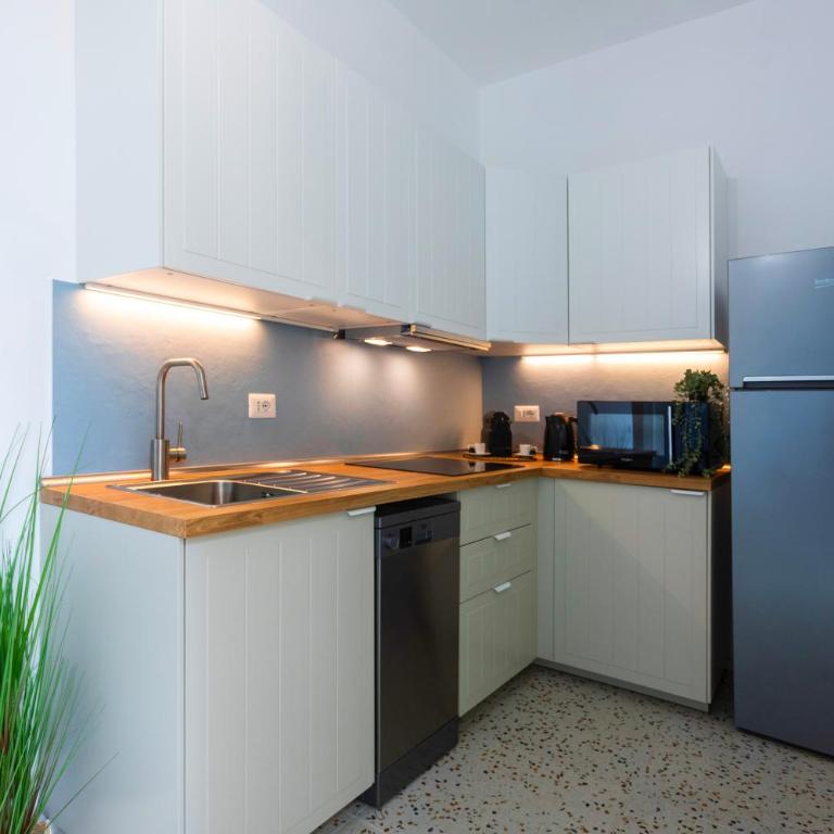 Flora Cozy Flat close to Metro - Appartamento con 2 Camere da Letto - 22