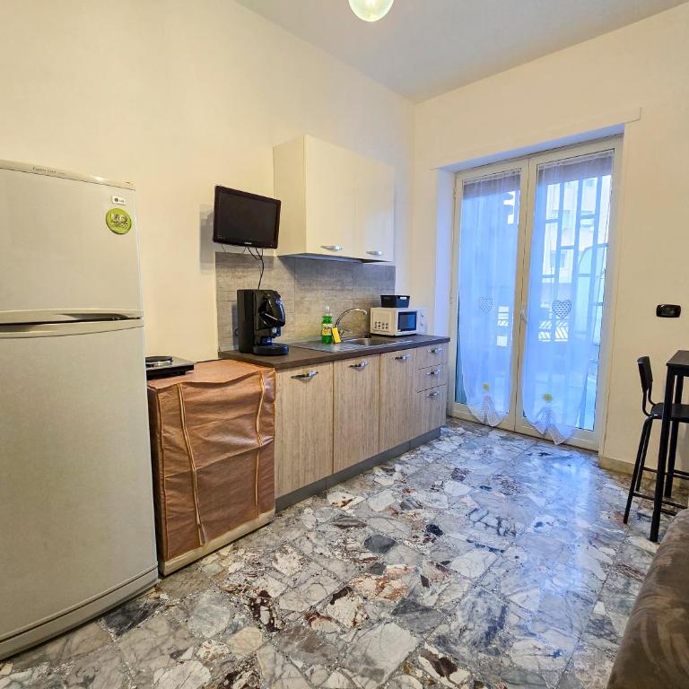 Rooms - Mario's Central Home - Suite Familiare Deluxe - 16