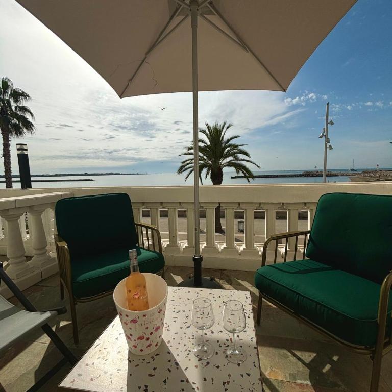 L'Hôtel De La Plage - Chambre Quadruple avec Terrasse - 1