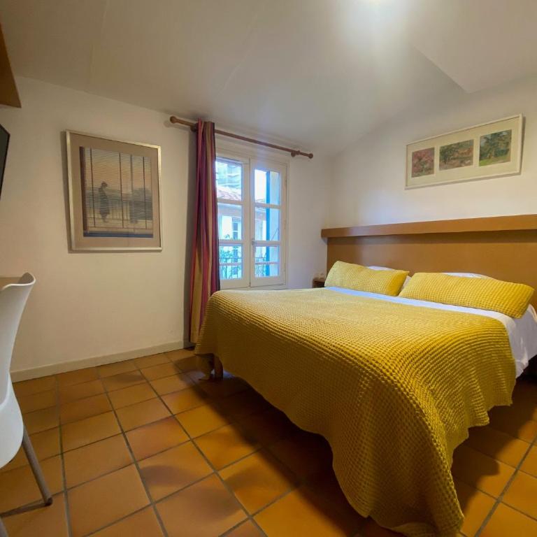 Hôtel des Templiers - Chambre Double avec Baignoire - 1