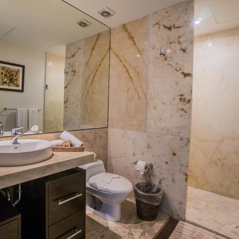 Spacious Magia Condo Steps to the beach & 5th Ave - Appartement 2 Chambres - 11