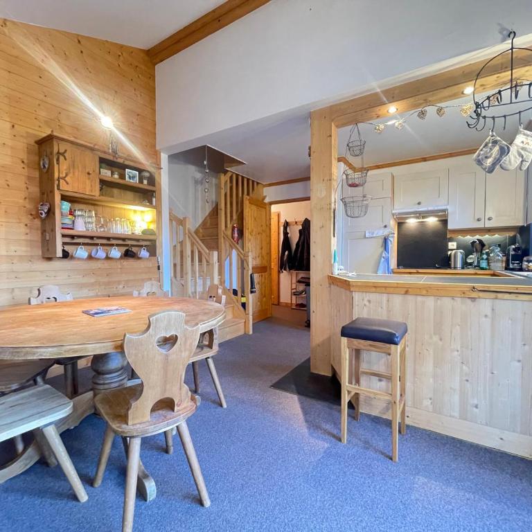 Duplex charmant au village, 6 pers, parking, casier à ski - Appartement 3 Chambres - 1