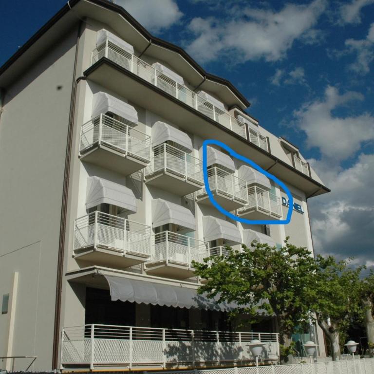 Daniel Apartments - One-Bedroom Apartment - 5