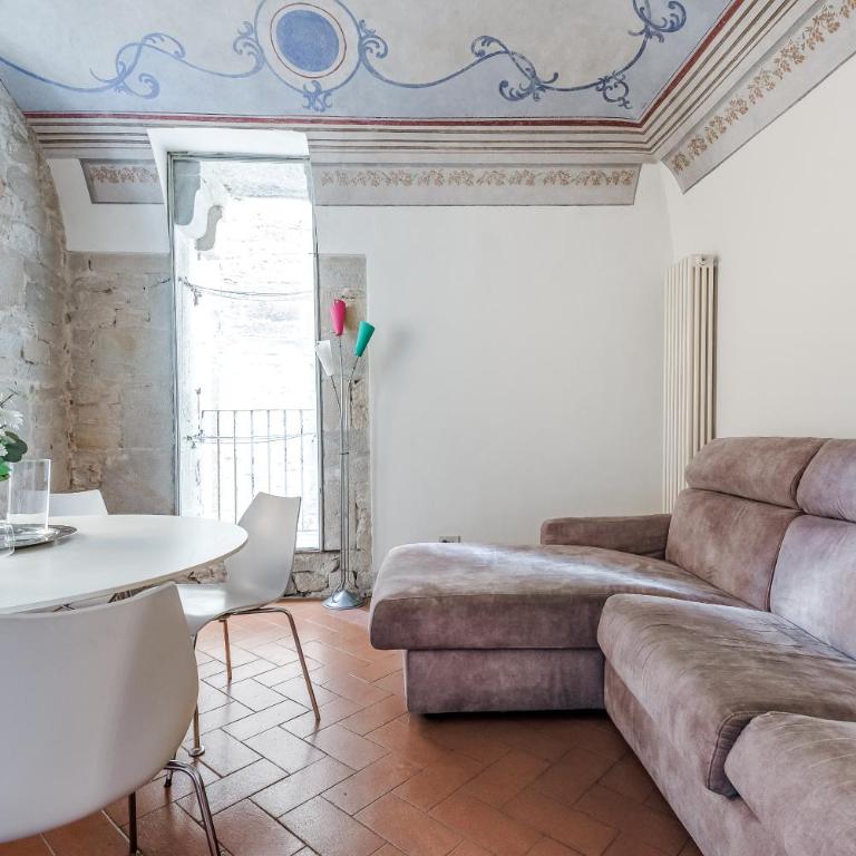Hostly-Maison Le Vettovaglie-Historical Center - Appartamento Deluxe con 3 Camere da Letto - 19