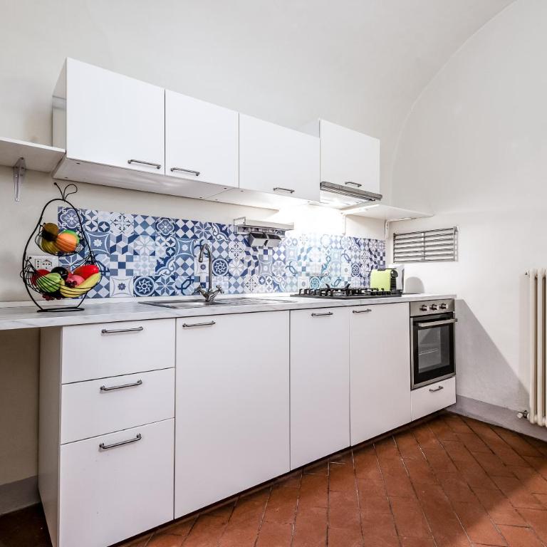 Hostly-Maison Le Vettovaglie-Historical Center - Appartamento Deluxe con 3 Camere da Letto - 20