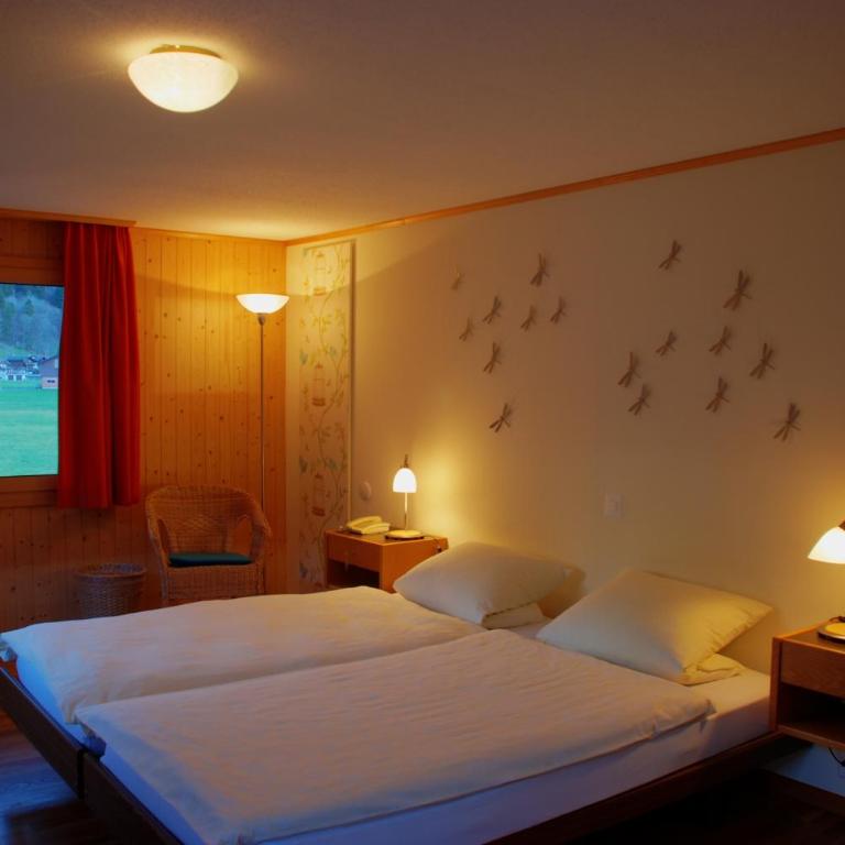 Hotel Garni Hostatt - Großes Doppelzimmer - 8