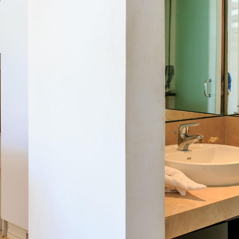 Spacious Magia Condo Steps to the beach & 5th Ave - Appartement 1 Chambre - 13