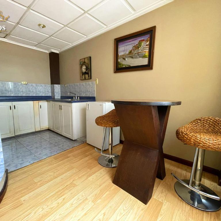 Hotel Ensueños by HHG - Suite with Spa Bath - 9