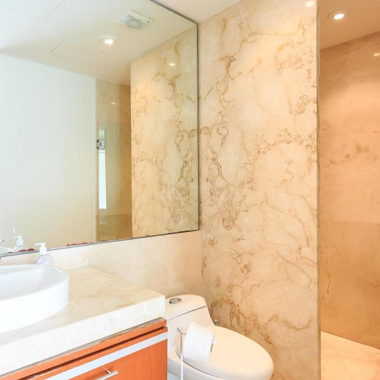 Spacious Magia Condo Steps to the beach & 5th Ave - Appartement 3 Chambres - 3